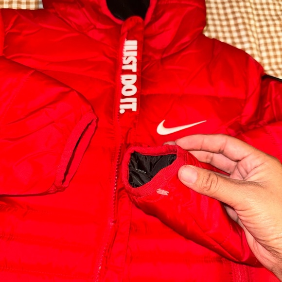Nike Jacket Red Puffer Jacket - Picture 3 of 11